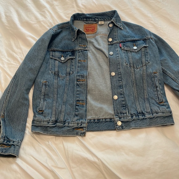 Levi denim jacket / Women’s size S - Picture 4 of 5
